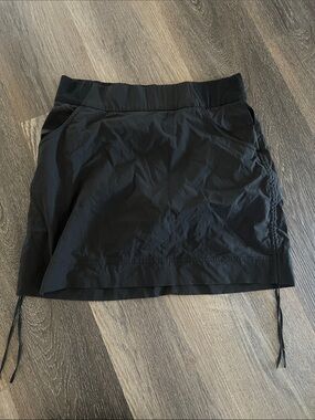 (6) Black Athletic Skort with Side Drawstrings